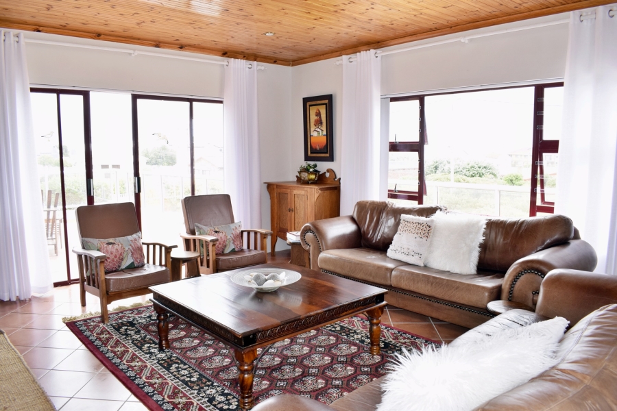 3 Bedroom Property for Sale in Struisbaai Western Cape